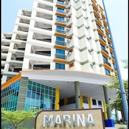 Marina Heights Seaview Resort 2 루무트 외부 사진
